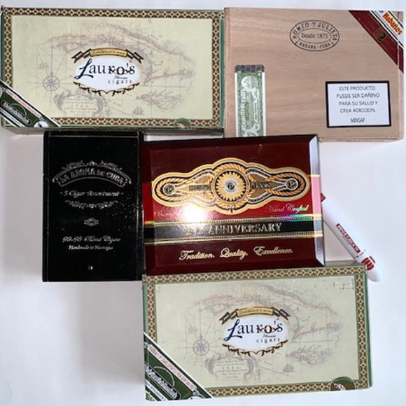Lot of 5 EMPTY Cigar Boxes Perdomo Romeo Julieta - Picture 2 of 6